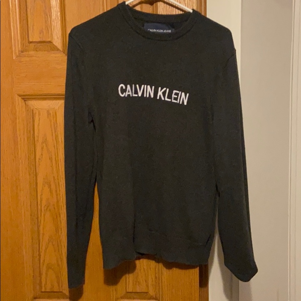 Vintage Calvin Klein crew neck.